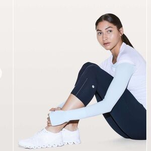 Lululemon • Fast and Free Crop 19” *nulux • Size 4